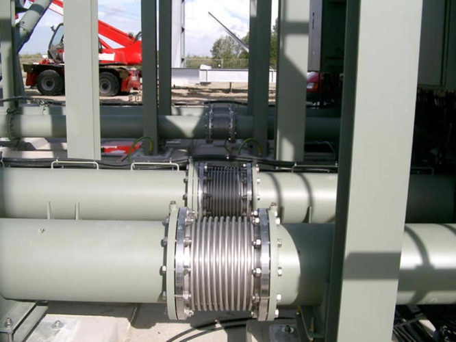 Axial unrestrained expansion joint example 2