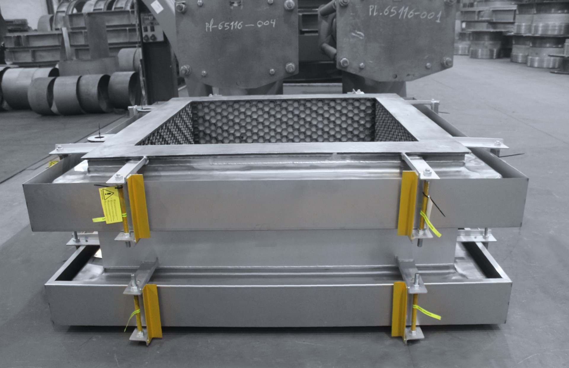 Rectangular MACOGA MRU Expansion Joints for ESSO Refinery