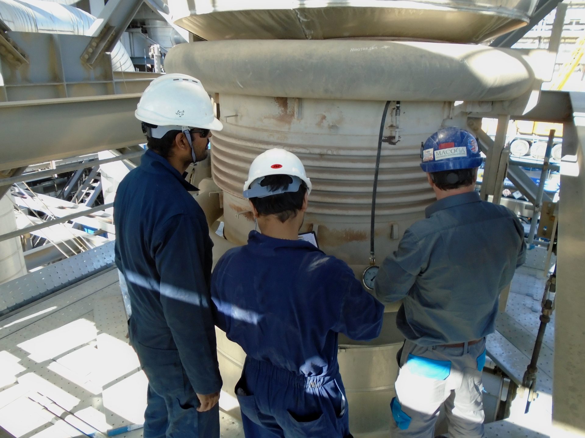 On-Site Service. Inspection of 2 ply testable bellows in the Middle East