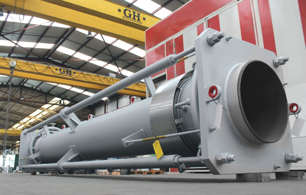 Regenerated Catalyst Stand Pipe Expansion Joint for European Refinery