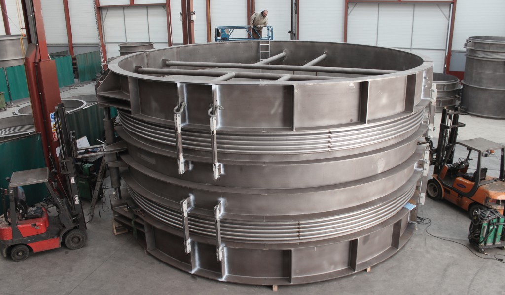 One of the largest expansion joints ever built 