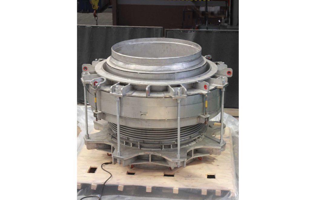 Large Engineered FCC Expansion Joints for a Petrochemical plant in the Far East